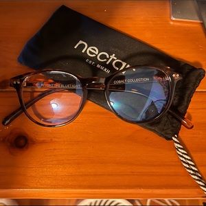 Nectar blue light glasses with case